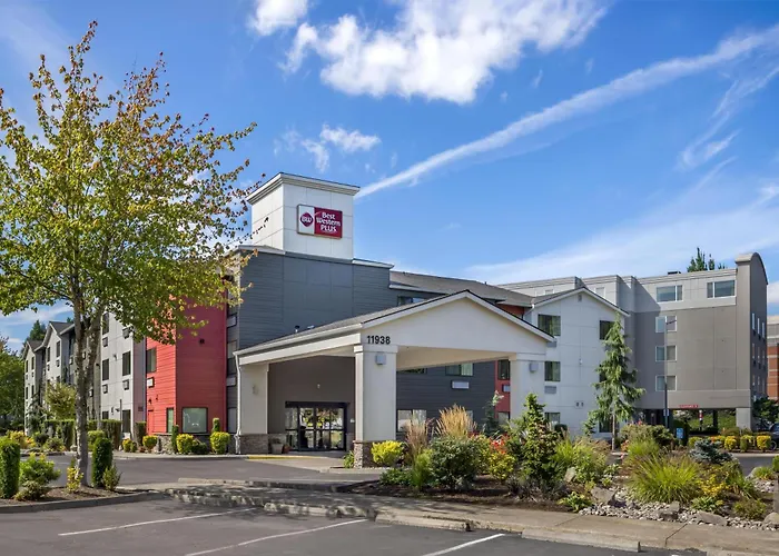 Best Western Plus Portland Airport Hotel & Suites